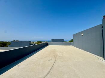 Kıbrıs Girne Ozanköy Bölgesinde Satılık 4+1 Havuzlu Türk Malı Tapulu Villa