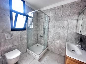 Kıbrıs Girne Ozanköy Satılık Full Eşyalı 2+1 Köşe Villa