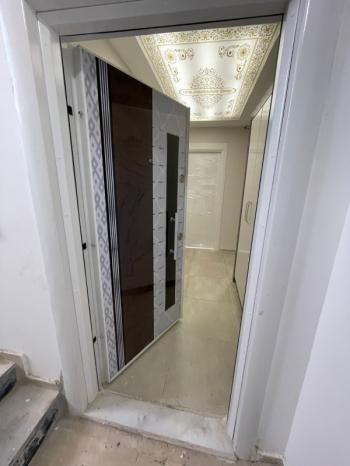 AFYON ÜÇOK EMLAKTAN MAREŞAL F ÇAKMAK MAH KİRALIK 3+1 SIFIR AYARINDA DAİRE