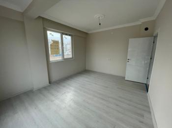 AFYON ÜÇOK EMLAKTAN MAREŞAL F ÇAKMAK MAH KİRALIK 3+1 SIFIR AYARINDA DAİRE