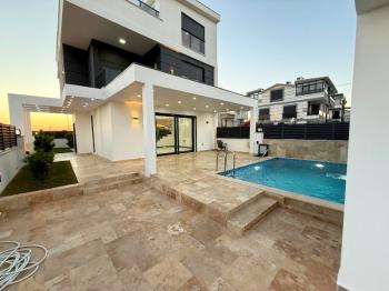 Didimde Satılık Yazlık Villa