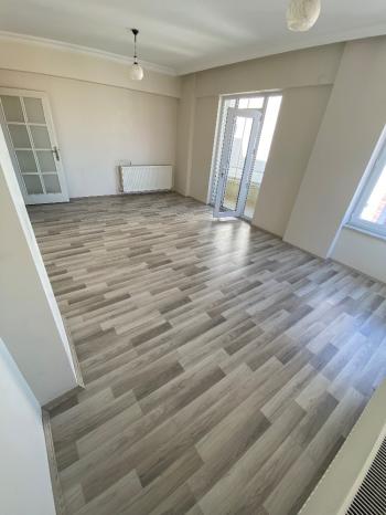 GÜVENAY - ÇORUM ÇEPNİ MAH. YENİ İŞ-KUR KARŞISINDA 2+1 KİRALIK DAİRE 