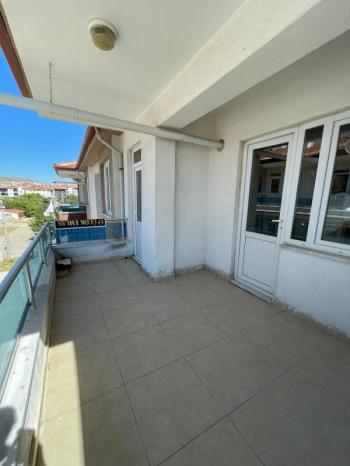 AFYON ÜÇOK EMLAKTAN MAREŞAL F ÇAKMAK MAH KİRALIK 3+1 TEMİZ BAKIMLI DAİRE