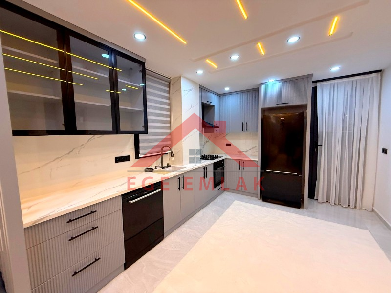 Bu Villaya Bakmadan Bir Yer Almayın !!!!