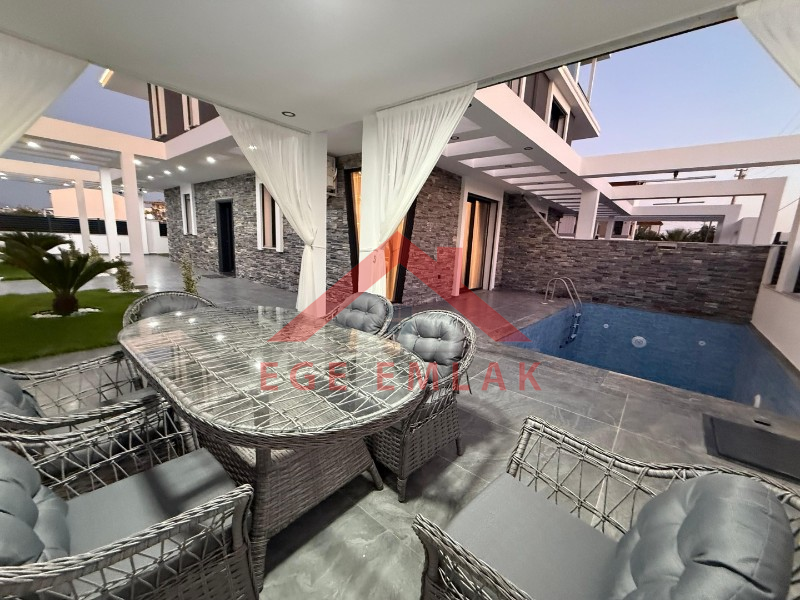 Bu Villaya Bakmadan Bir Yer Almayın !!!!