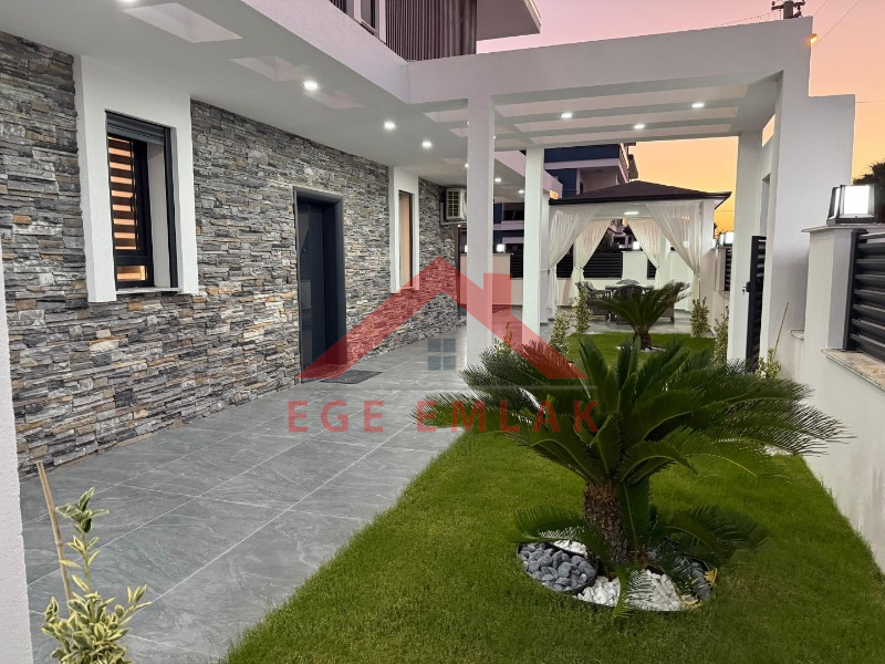 Bu Villaya Bakmadan Bir Yer Almayın !!!!