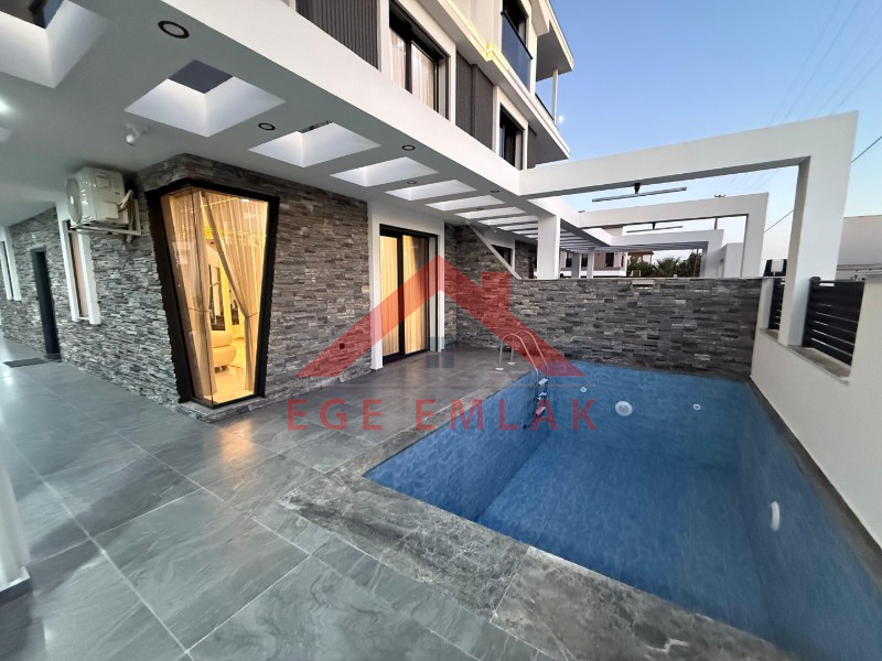 Bu Villaya Bakmadan Bir Yer Almayın !!!!