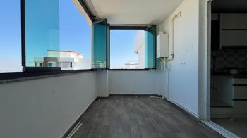 Elmas’tan Korukent’te Akdenizler Plaza’da Havuzlu Bağımsız 2+1