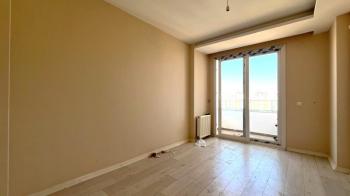 Elmas’tan Korukent’te Akdenizler Plaza’da Havuzlu Bağımsız 2+1