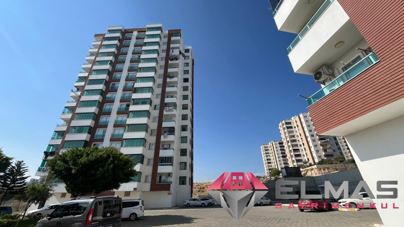 Elmas’tan Korukent’te Akdenizler Plaza’da Havuzlu Bağımsız 2+1