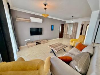 Girne Merkezde Geniş Alanlı ve Deniz Manzaralı 2+1 Kiralık Daire