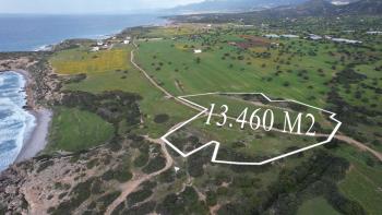Tatlısu Bölgesinde Denize Sıfır Satılık 13.460 m2  Arazi