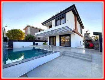 Didim'de Denize 500 Metre Mesafede Satılık Müstakil Villa