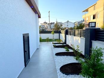 Didim'de Denize 500 Metre Mesafede Satılık Müstakil Villa