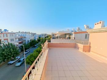 Didim Akdeniz Caddesinde İngiliz'den Satılık 3+1 Eşyalı Ev