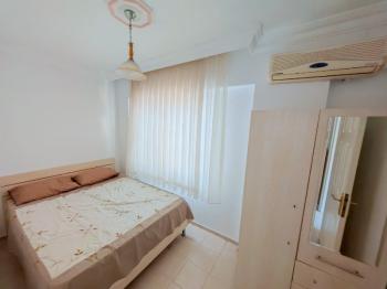 Didim Akdeniz Caddesinde İngiliz'den Satılık 3+1 Eşyalı Ev