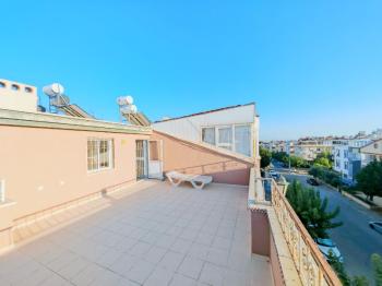 Didim Akdeniz Caddesinde İngiliz'den Satılık 3+1 Eşyalı Ev