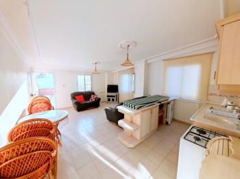 Didim Akdeniz Caddesinde İngiliz'den Satılık 3+1 Eşyalı Ev