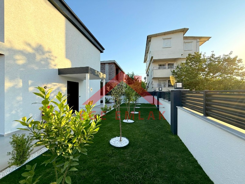 Didim'de Denize 500 Metre Mesafede Satılık Müstakil Villa