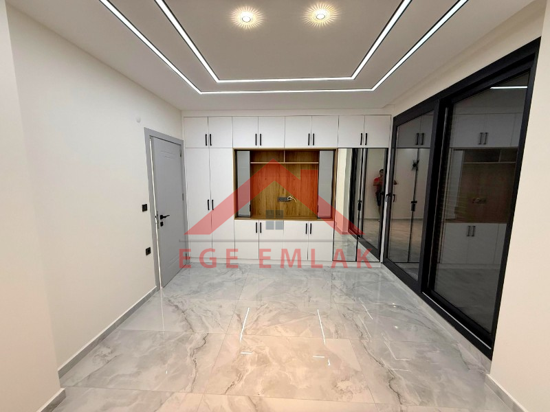 Didim'de Denize 500 Metre Mesafede Satılık Müstakil Villa