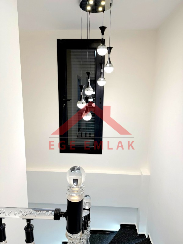 Didim'de Denize 500 Metre Mesafede Satılık Müstakil Villa