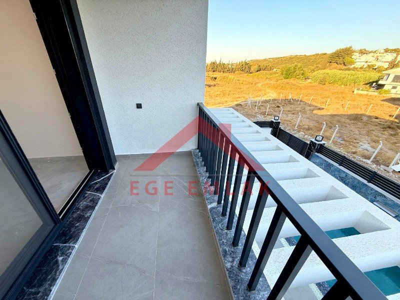 Didim'de Denize 500 Metre Mesafede Satılık Müstakil Villa