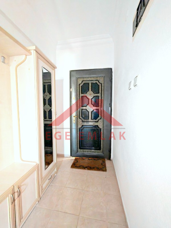 Didim Akdeniz Caddesinde İngiliz'den Satılık 3+1 Eşyalı Ev