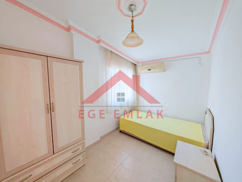 Didim Akdeniz Caddesinde İngiliz'den Satılık 3+1 Eşyalı Ev