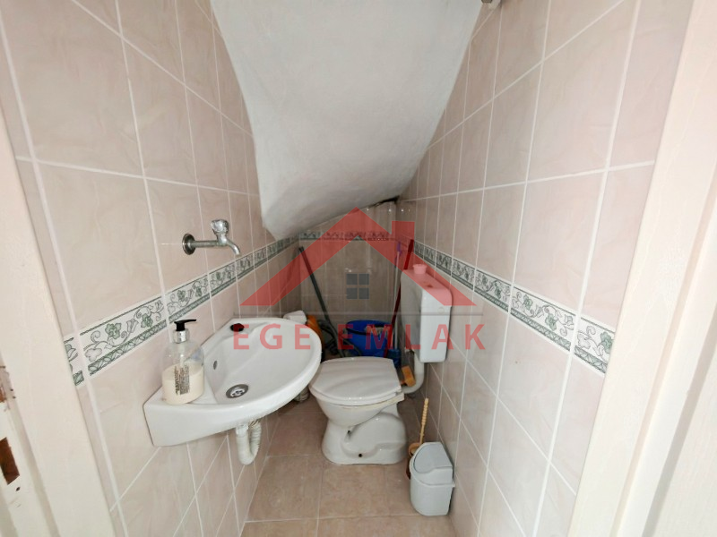 Didim Akdeniz Caddesinde İngiliz'den Satılık 3+1 Eşyalı Ev