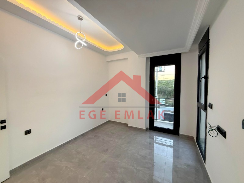 Didim'de Satılık 5+1 Havuzlu Villa