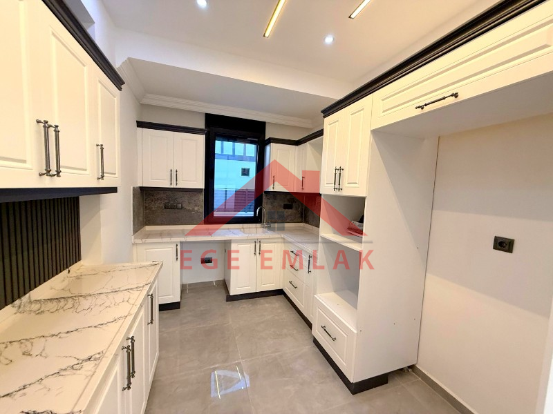 Didim'de Satılık 5+1 Havuzlu Villa