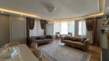 Elmas'tan Cumhuriyet'te Panaromik Deniz Manzarasıyla Ferah 3+1