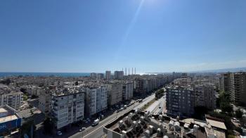 Elmas'tan Cumhuriyet'te Panaromik Deniz Manzarasıyla Ferah 3+1