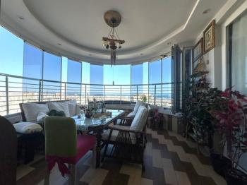 Elmas'tan Cumhuriyet'te Panaromik Deniz Manzarasıyla Ferah 3+1