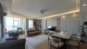 Elmas'tan Cumhuriyet'te Panaromik Deniz Manzarasıyla Ferah 3+1