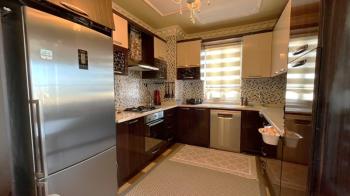 Elmas'tan Cumhuriyet'te Panaromik Deniz Manzarasıyla Ferah 3+1