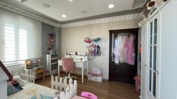 Elmas'tan Cumhuriyet'te Panaromik Deniz Manzarasıyla Ferah 3+1