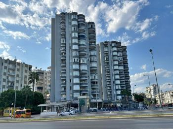 Elmas'tan Cumhuriyet'te Panaromik Deniz Manzarasıyla Ferah 3+1