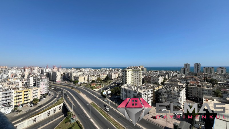 Elmas'tan Cumhuriyet'te Panaromik Deniz Manzarasıyla Ferah 3+1