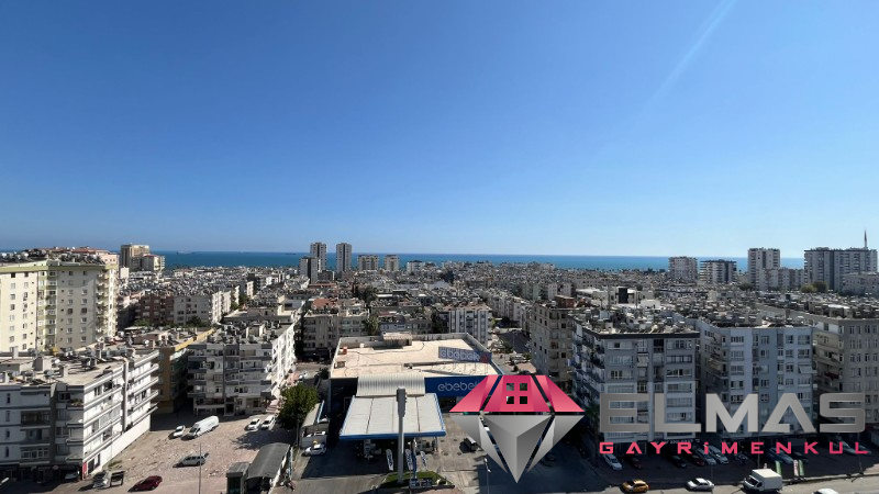 Elmas'tan Cumhuriyet'te Panaromik Deniz Manzarasıyla Ferah 3+1