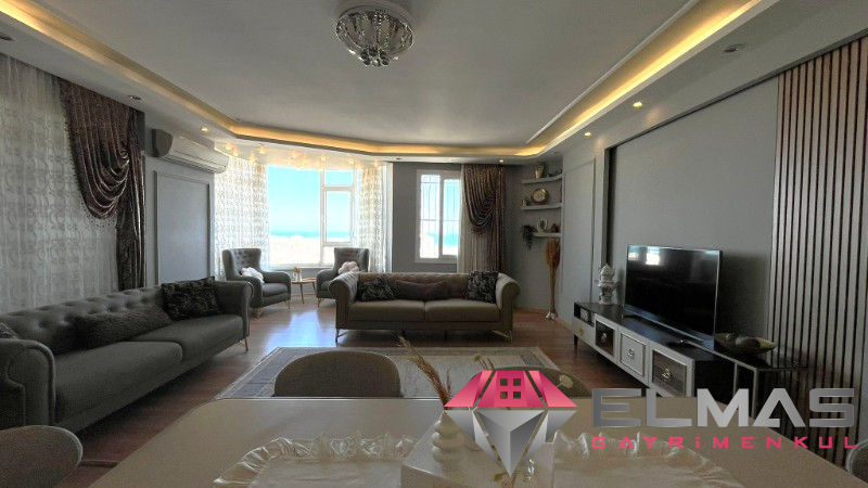 Elmas'tan Cumhuriyet'te Panaromik Deniz Manzarasıyla Ferah 3+1