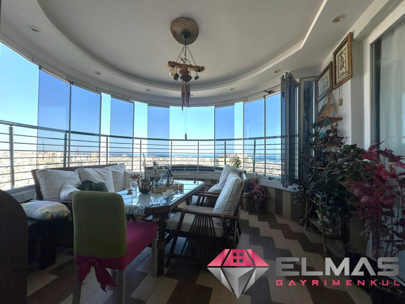 Elmas'tan Cumhuriyet'te Panaromik Deniz Manzarasıyla Ferah 3+1