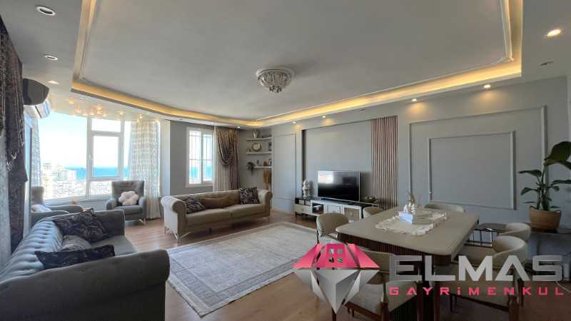 Elmas'tan Cumhuriyet'te Panaromik Deniz Manzarasıyla Ferah 3+1