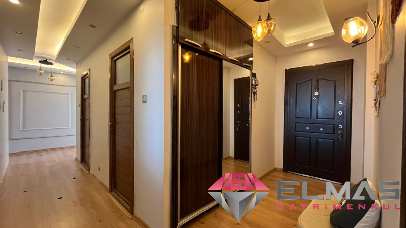 Elmas'tan Cumhuriyet'te Panaromik Deniz Manzarasıyla Ferah 3+1