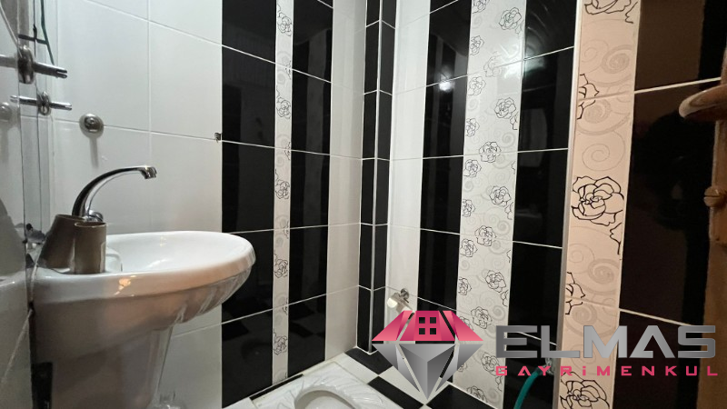 Elmas'tan Cumhuriyet'te Panaromik Deniz Manzarasıyla Ferah 3+1