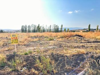 GÜVENAY - ÇORUM İBRAHİM ÇAYIRI 1 DÖNÜM SATILIK VİLLA ARSASI