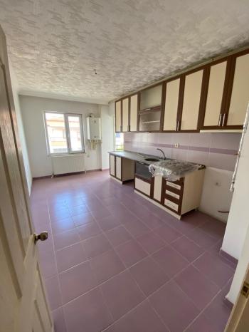 GÜVENAY - ÇORUM ULUKAVAK MAH. TEKCEVİZ'DE KİRALIK 3+1 DAİRE