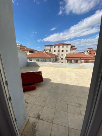 GÜVENAY - ÇORUM ULUKAVAK MAH. TEKCEVİZDE KİRALIK TERASLI 2+0 DAİRE