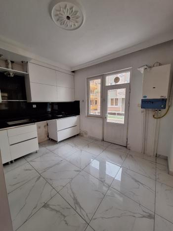 GÜVENAY - ÇORUM KARAKEÇİLİ MAH. ATATÜRK LİSESİ CİVARI KİRALIK DAİRE