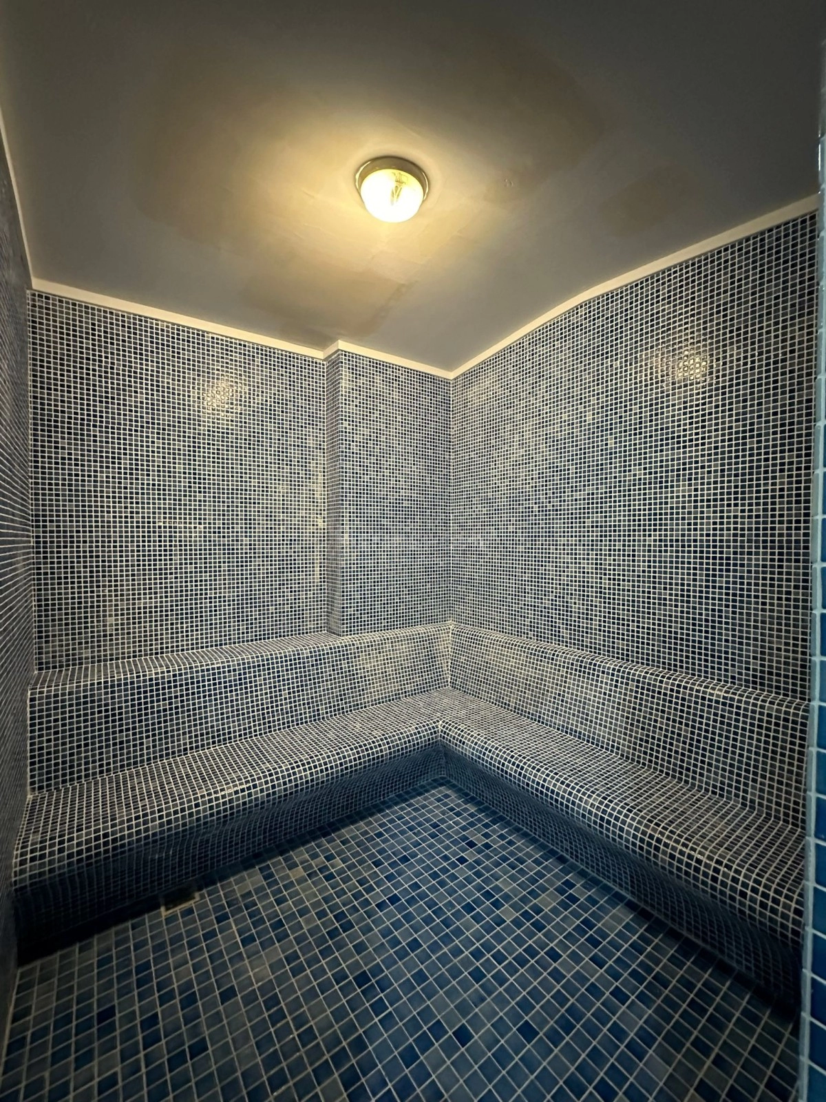 Modern 1+1 Apartment in Tosmur